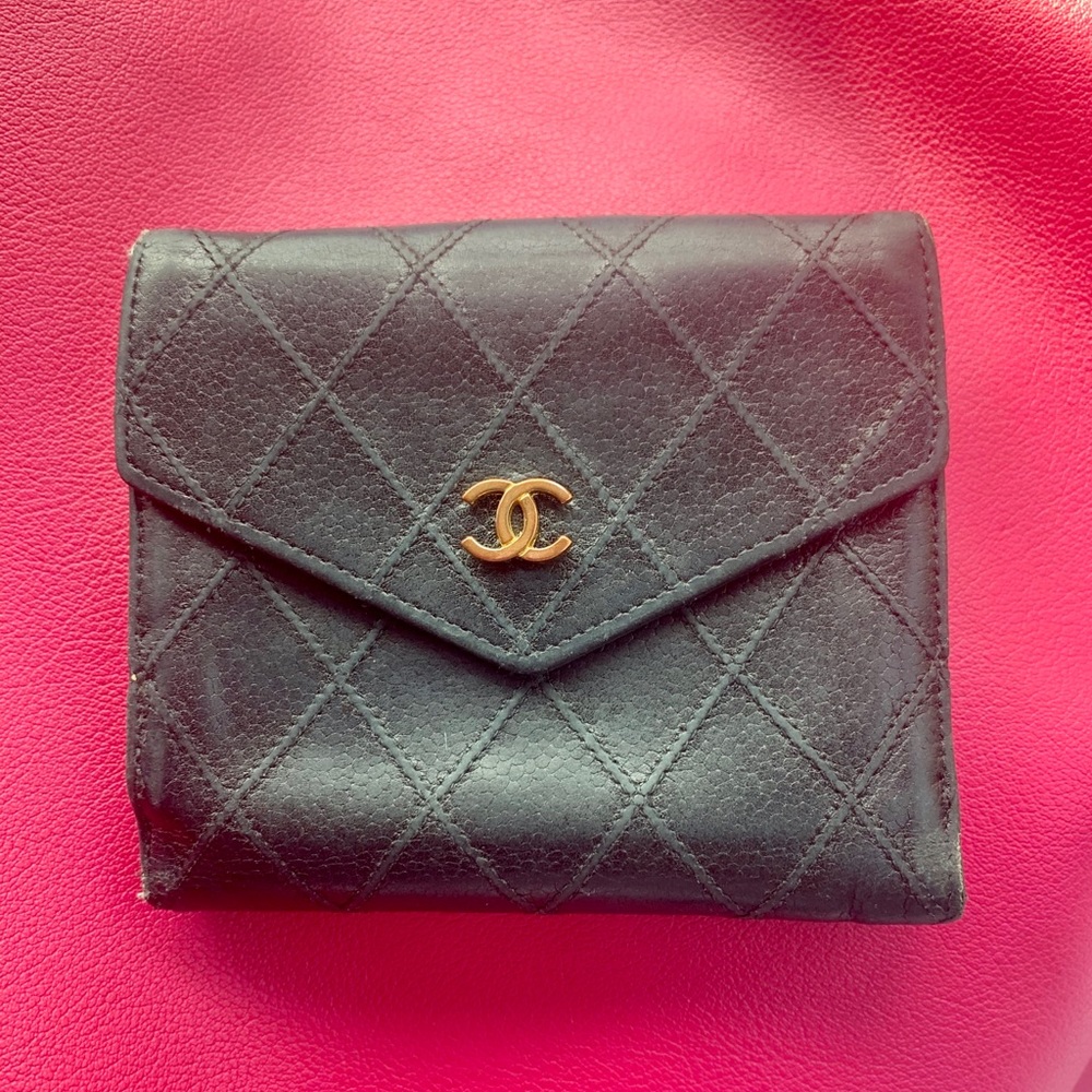 VINTAGE CHANEL WALLET
